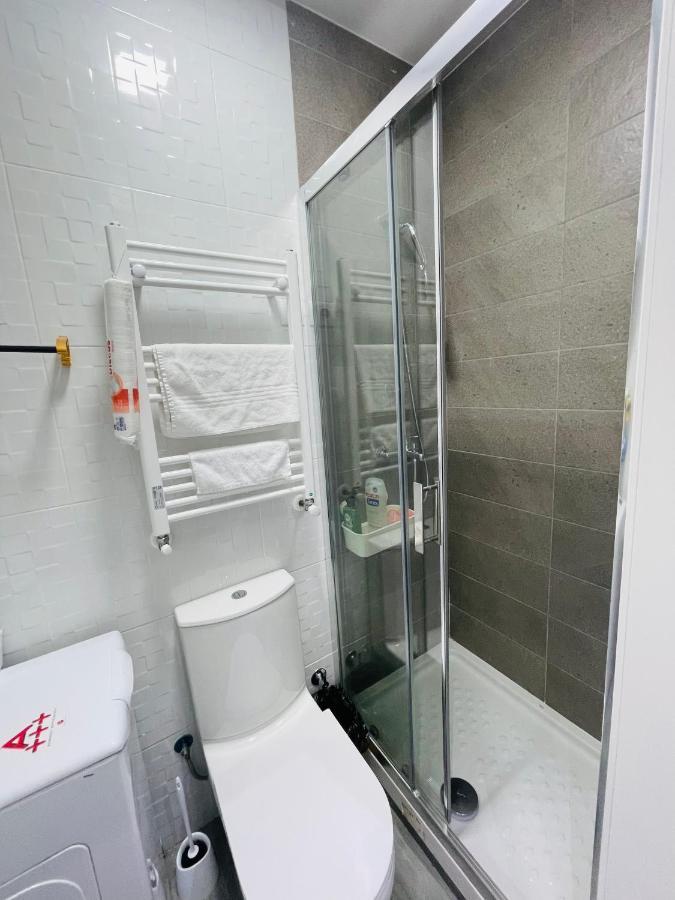 Ferienwohnung Fantastico Estudio Cuatro Camino Madrid Exterior foto